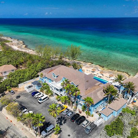 Cobalt Coast Resort West Bay Exterior photo